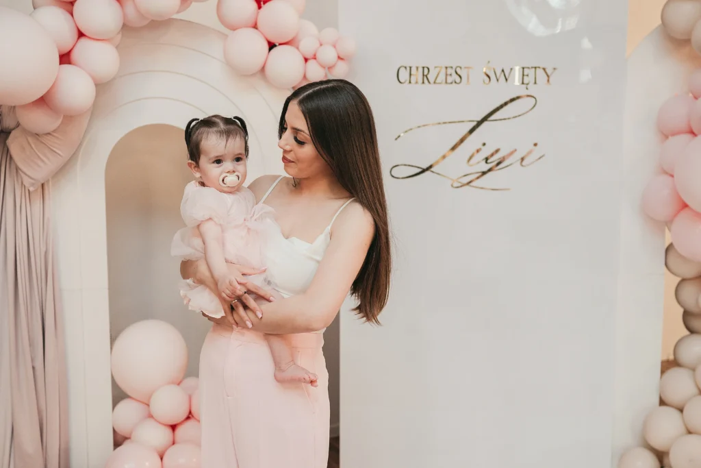 Chrzest-Swiety-Liyi-226.webp